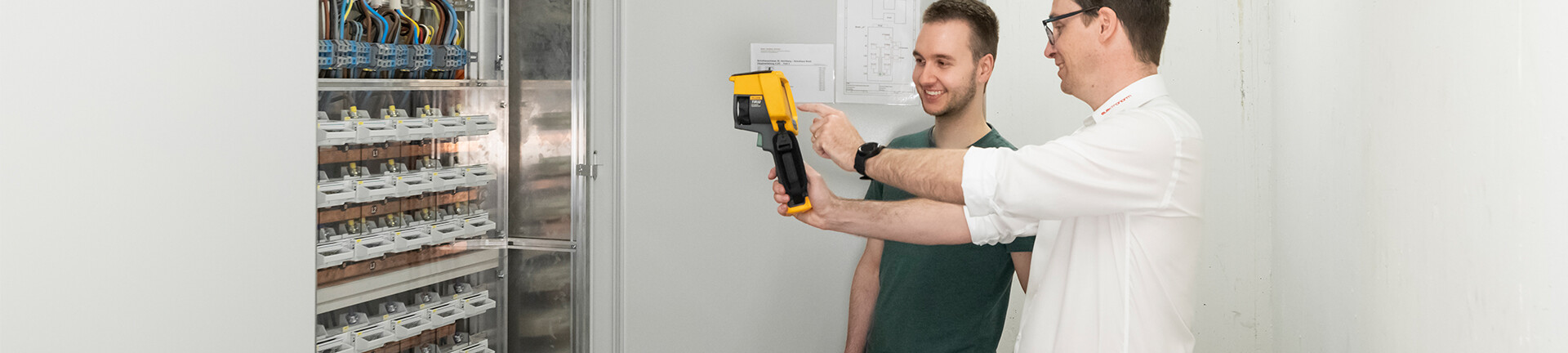 Online Bewerbung Elektro-Sicherheitsberater:in Featured Image
